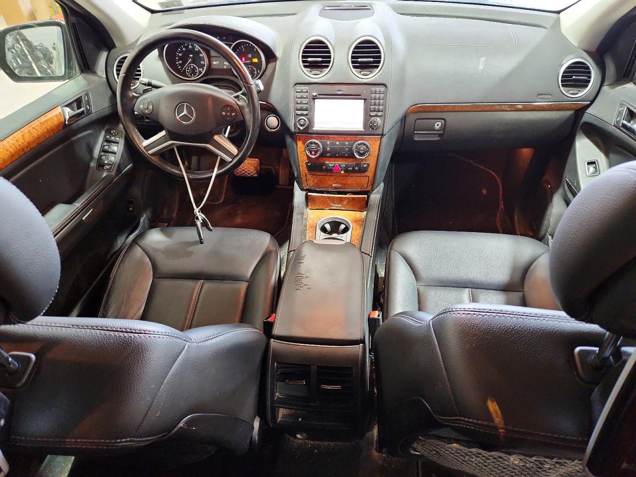 2009 Mercedes-benz Gl Black vin: 4JGBF25E49A518218