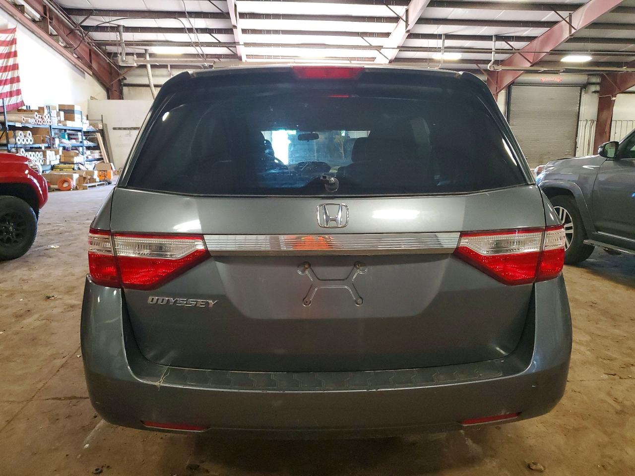 2012 Honda Odyssey Lx Серый vin: 5FNRL5H22CB114945