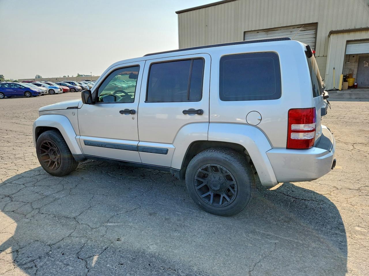 2010 Jeep Liberty Sport Silver vin: 1J4PN2GK5AW103913