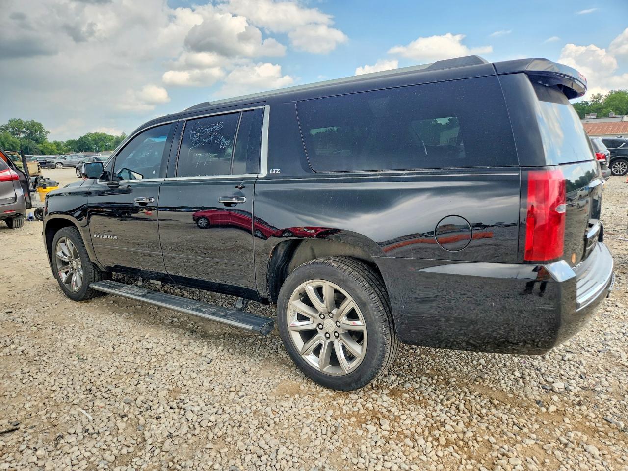 2015 Chevrolet Suburban K1500 Ltz Black vin: 1GNSKKKC9FR608424