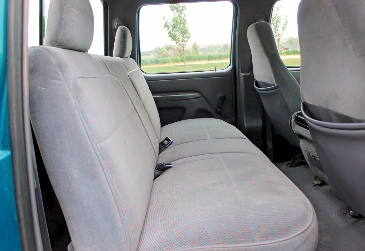1995 Ford F350 Two Tone vin: 1FTJW36F5SEA22081