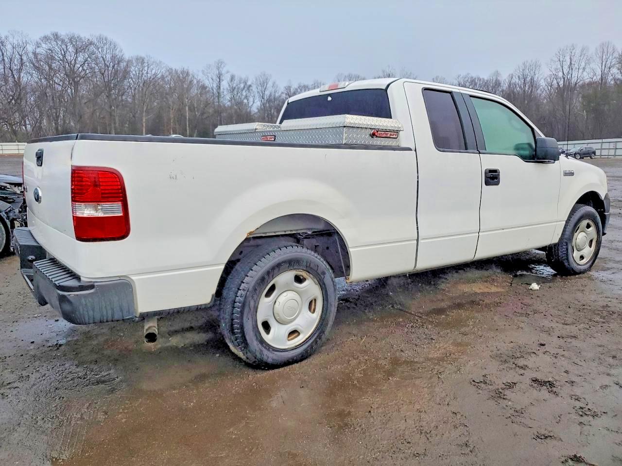 2007 Ford F150 Белый vin: 1FTRX12W47NA40718