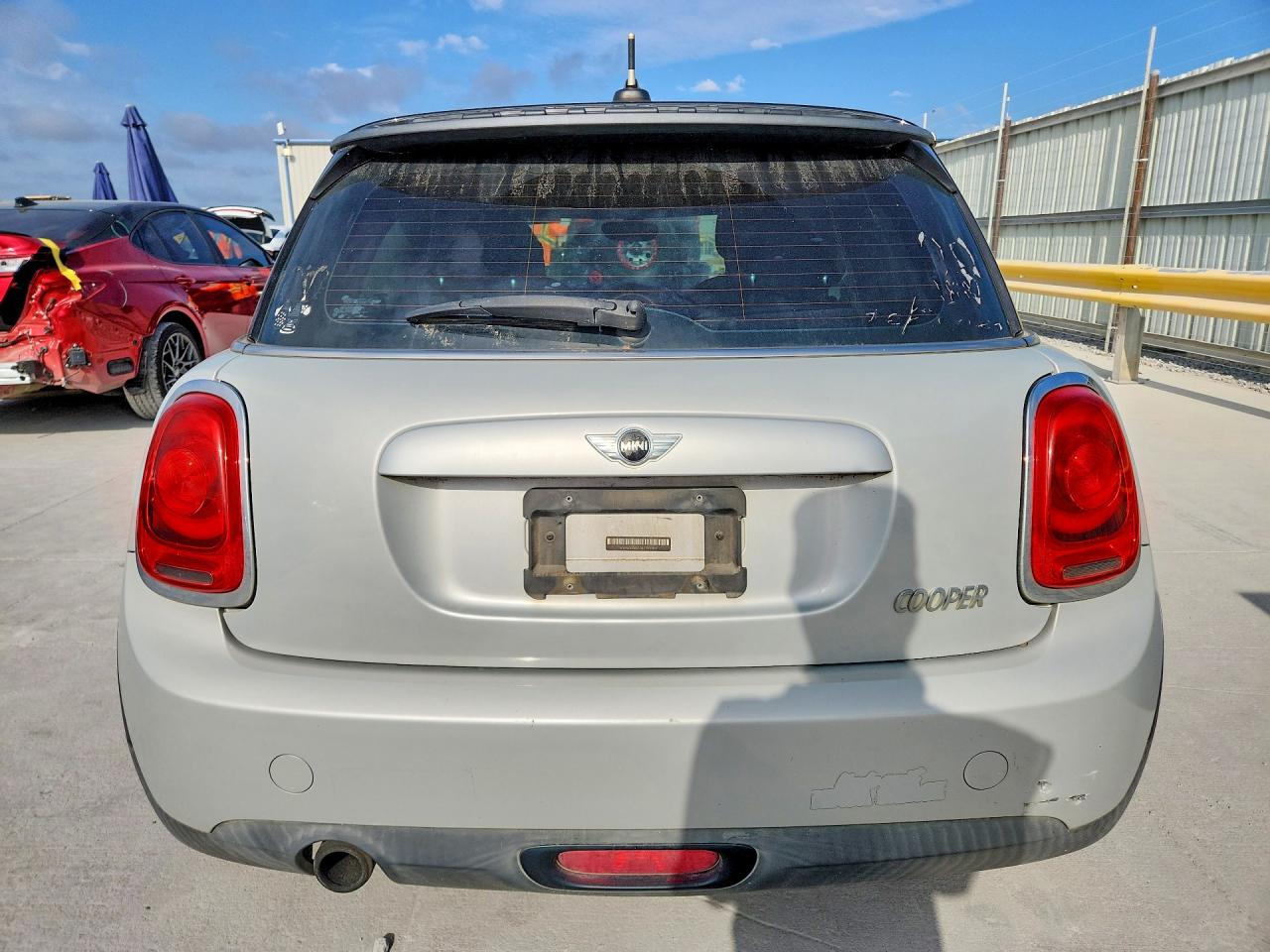 2014 Mini Cooper Silver vin: WMWXM5C58ET933011