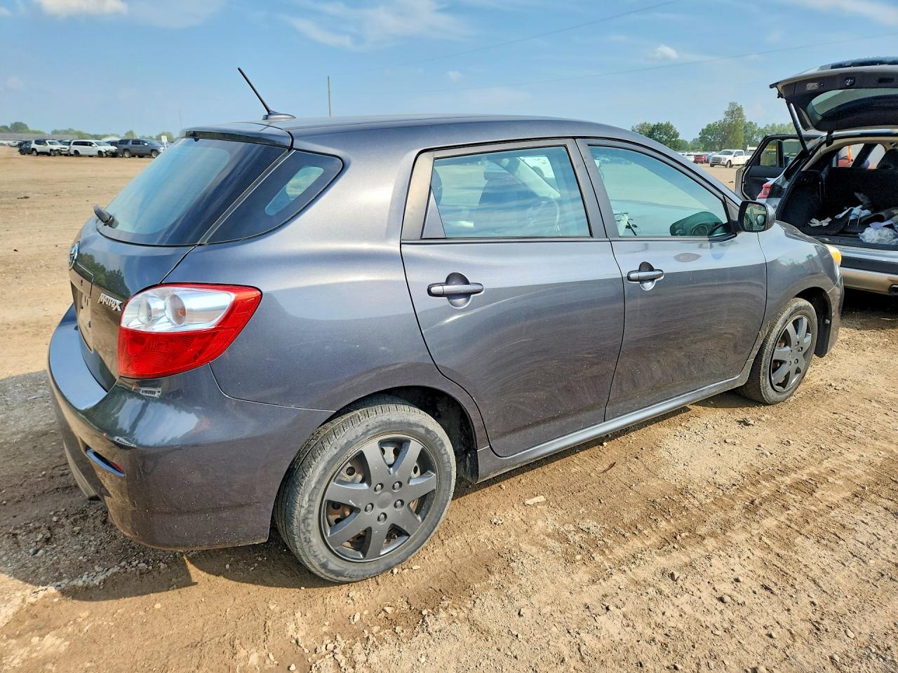 2009 Toyota Matrix Base Gray vin: 2T1KU40E99C115425