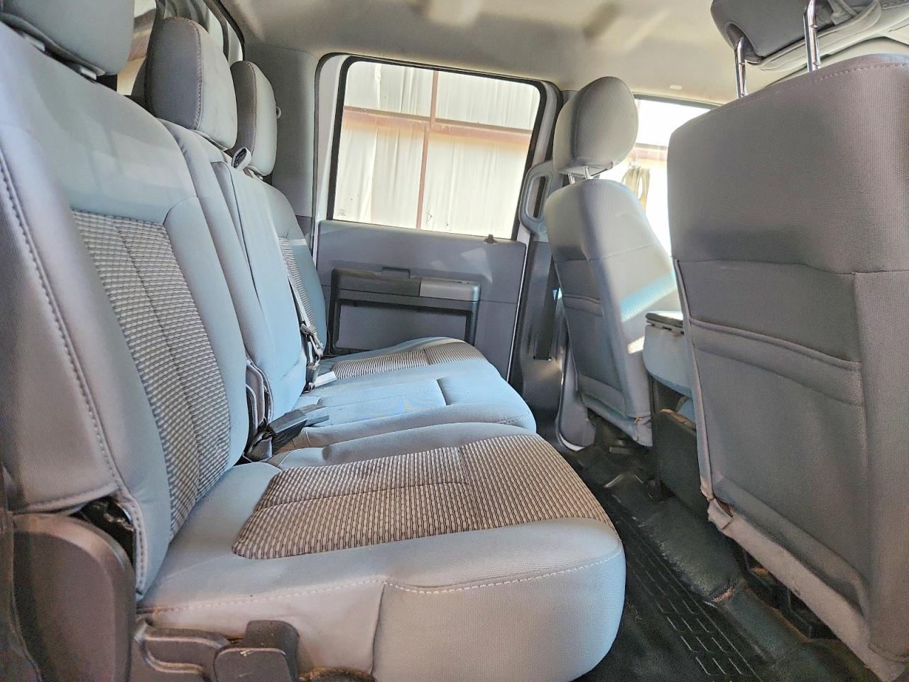 2012 Ford F250 Super Duty White vin: 1FT7W2BT5CEB19699