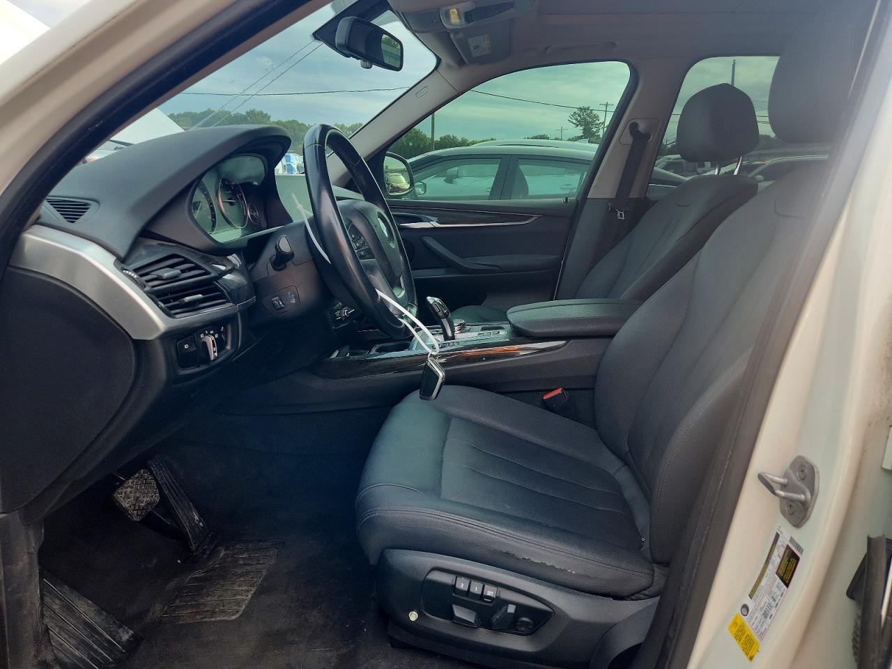 2015 Bmw X5 Sdrive35i Белый vin: 5UXKR2C5XF0H38268