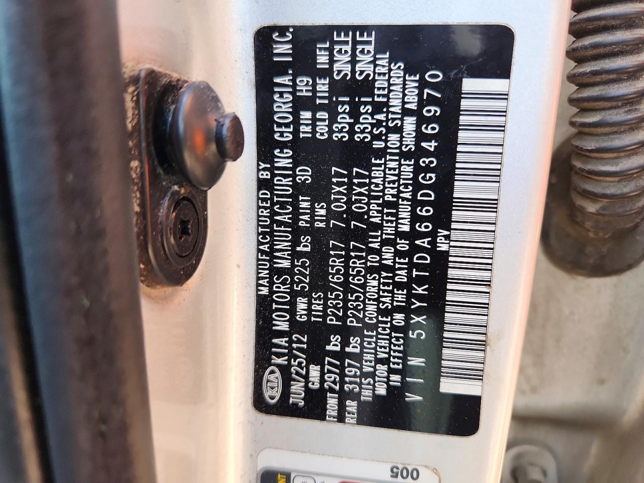 2013 Kia Sorento Lx Серебряный vin: 5XYKTDA66DG346970
