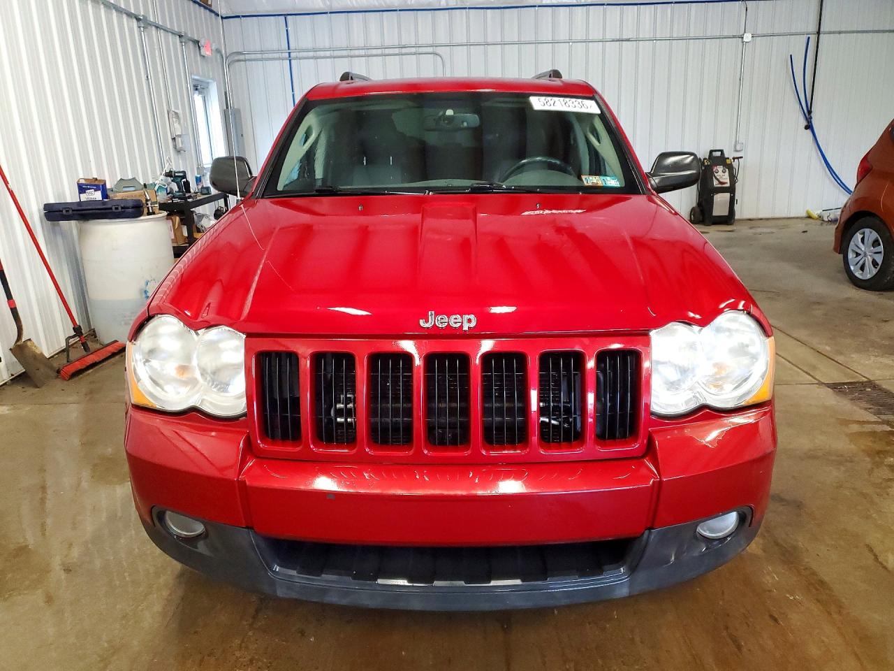 2010 Jeep Grand Cherokee Laredo Red vin: 1J4PR4GK6AC149669