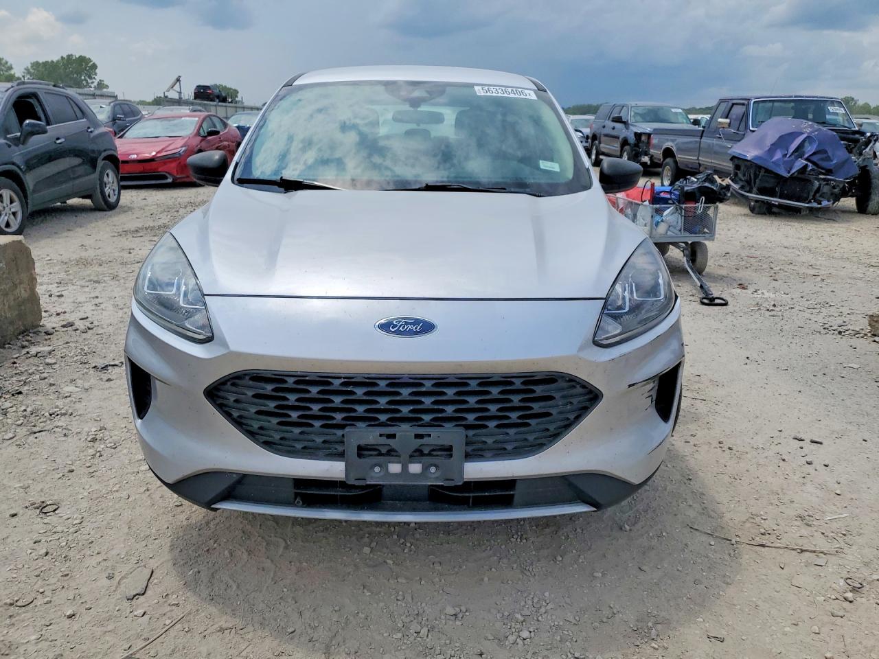 2020 Ford Escape S Серебряный vin: 1FMCU0F63LUA47027
