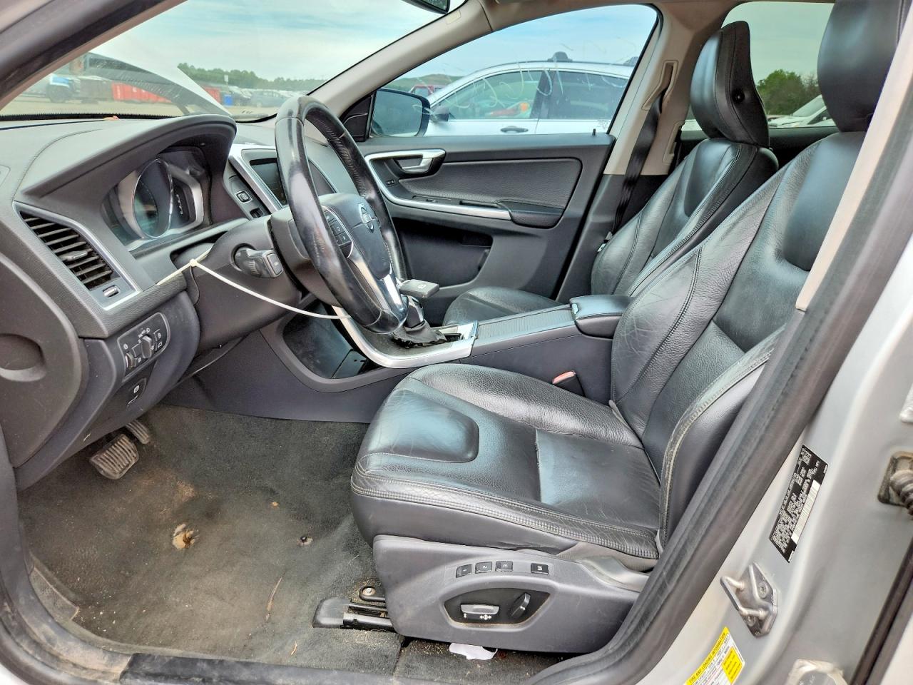 2014 Volvo Xc60 3.2 Silver vin: YV4952DL1E2553466