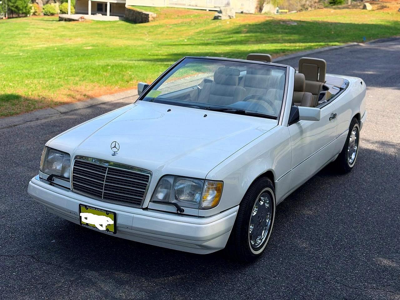 1995 Mercedes-benz E 320 White vin: WDBEA66E5SC282399