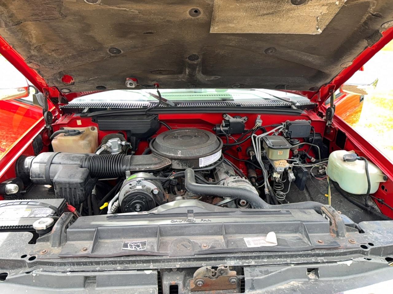1994 Chevrolet Gmt-400 C3500 Red vin: 1GBJC34NXRE254354