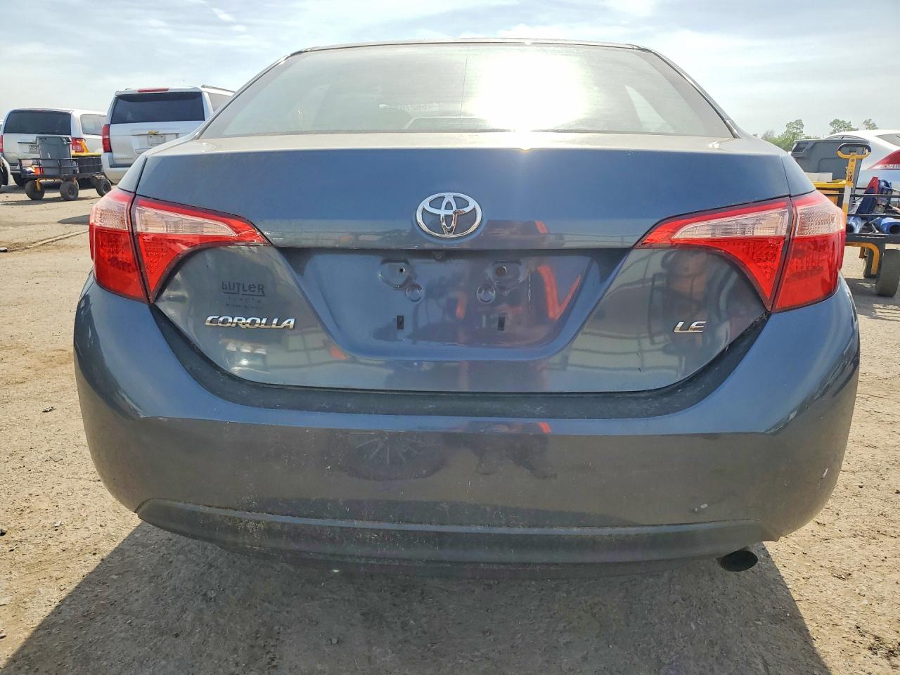 2017 Toyota Corolla Le Blue vin: 5YFBURHE8HP593769