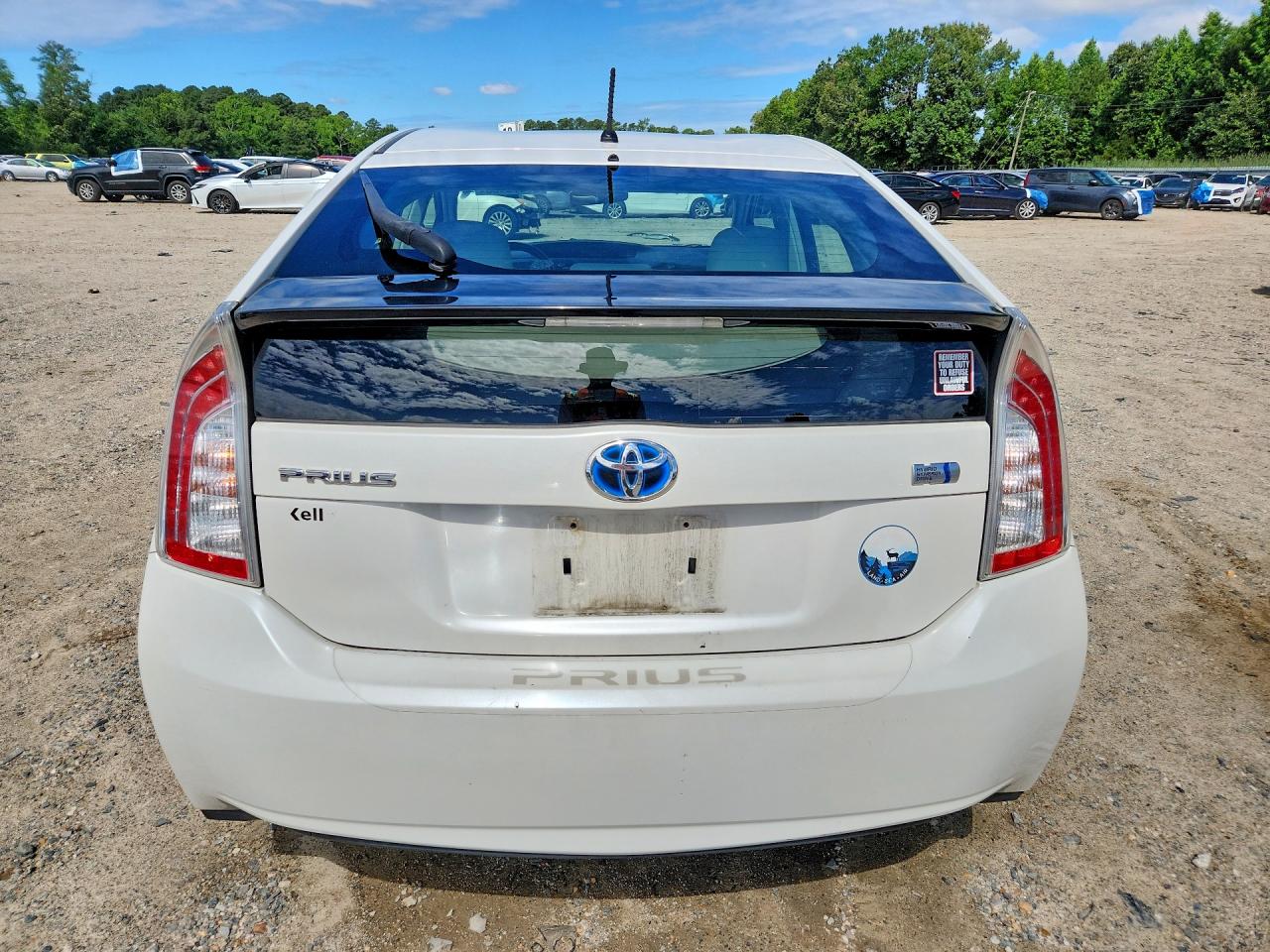 2012 Toyota Prius Two White vin: JTDKN3DU0C0334476