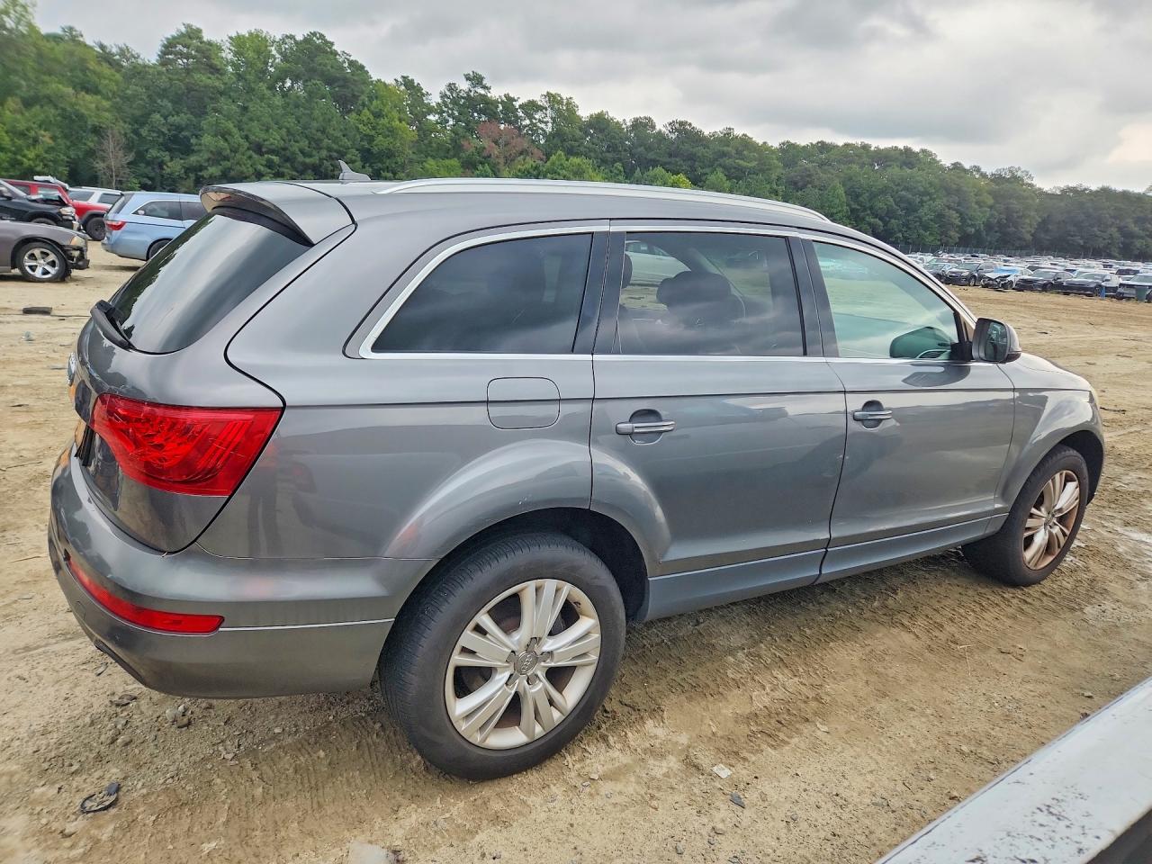 2011 Audi Q7 Premium Plus Gray vin: WA1LGAFE6BD003475