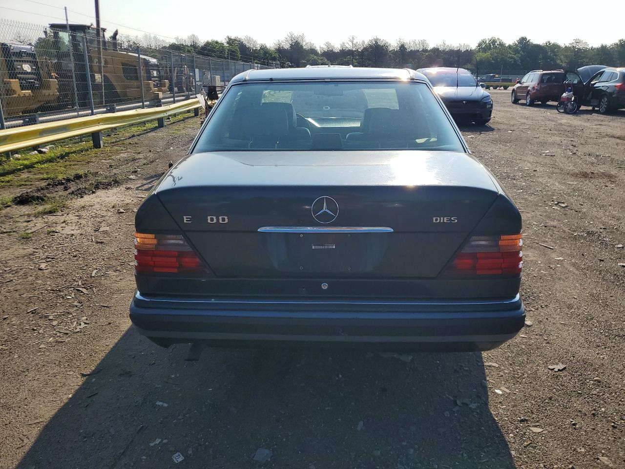 1995 Mercedes-benz E 300d Blue vin: WDBEB31E0SC240130