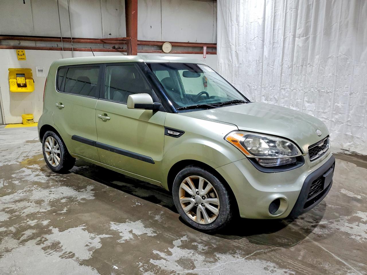 2013 Kia Soul Base Green vin: KNDJT2A51D7607281