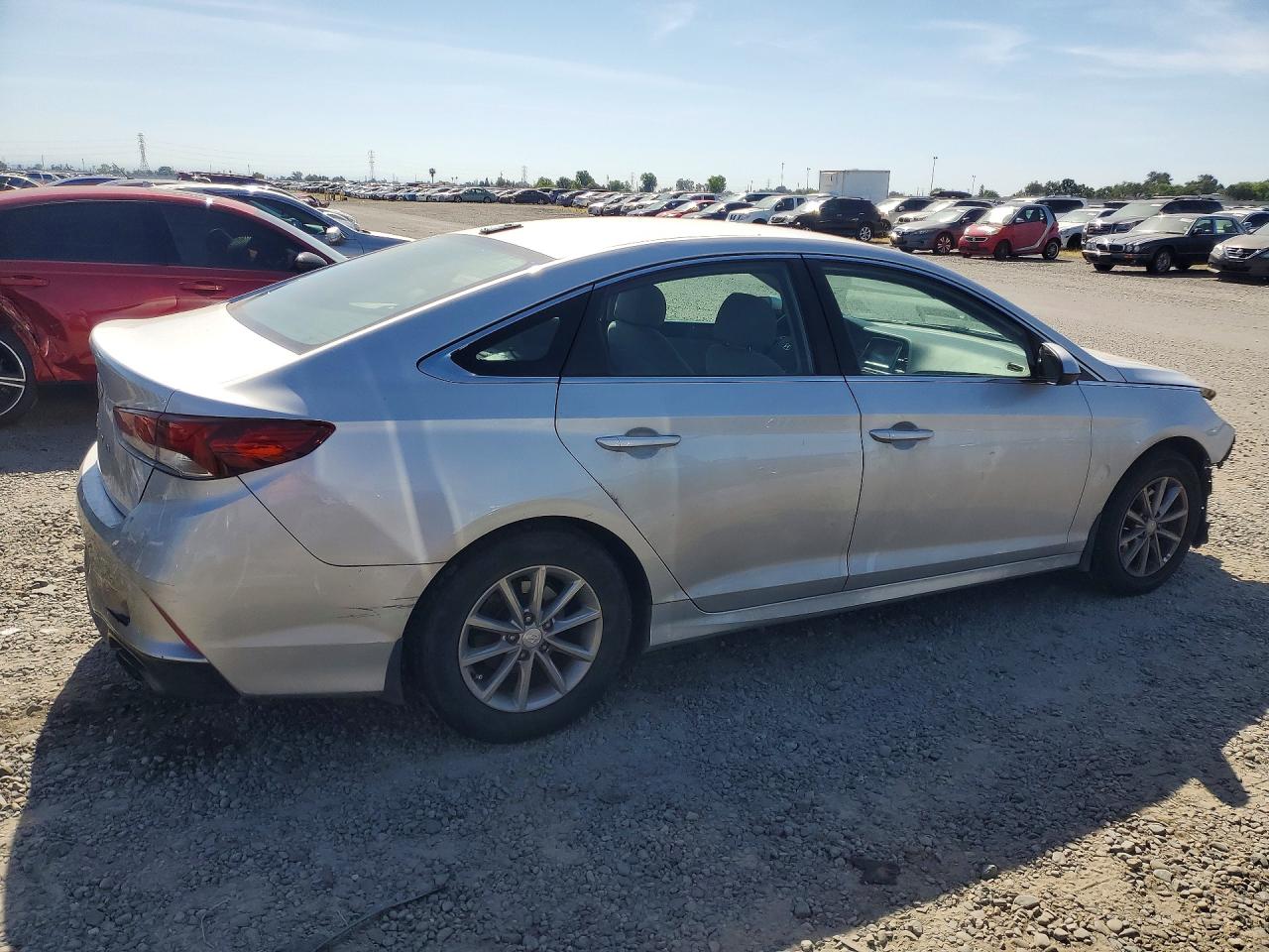 2018 Hyundai Sonata Se Серебряный vin: 5NPE24AF6JH613061