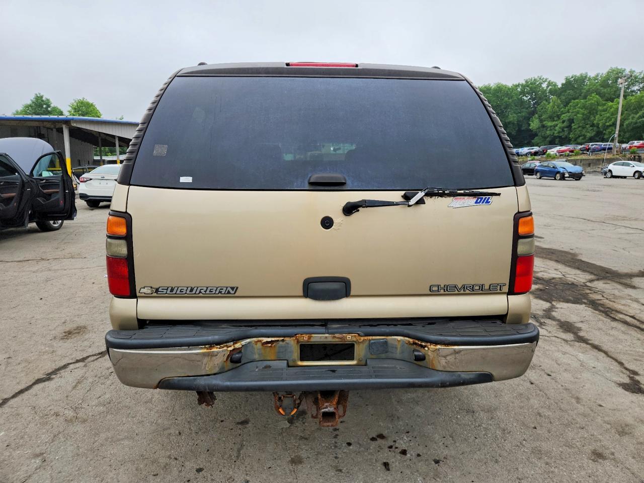 2005 Chevrolet Suburban K1500 Tan vin: 3GNFK16ZX5G167363