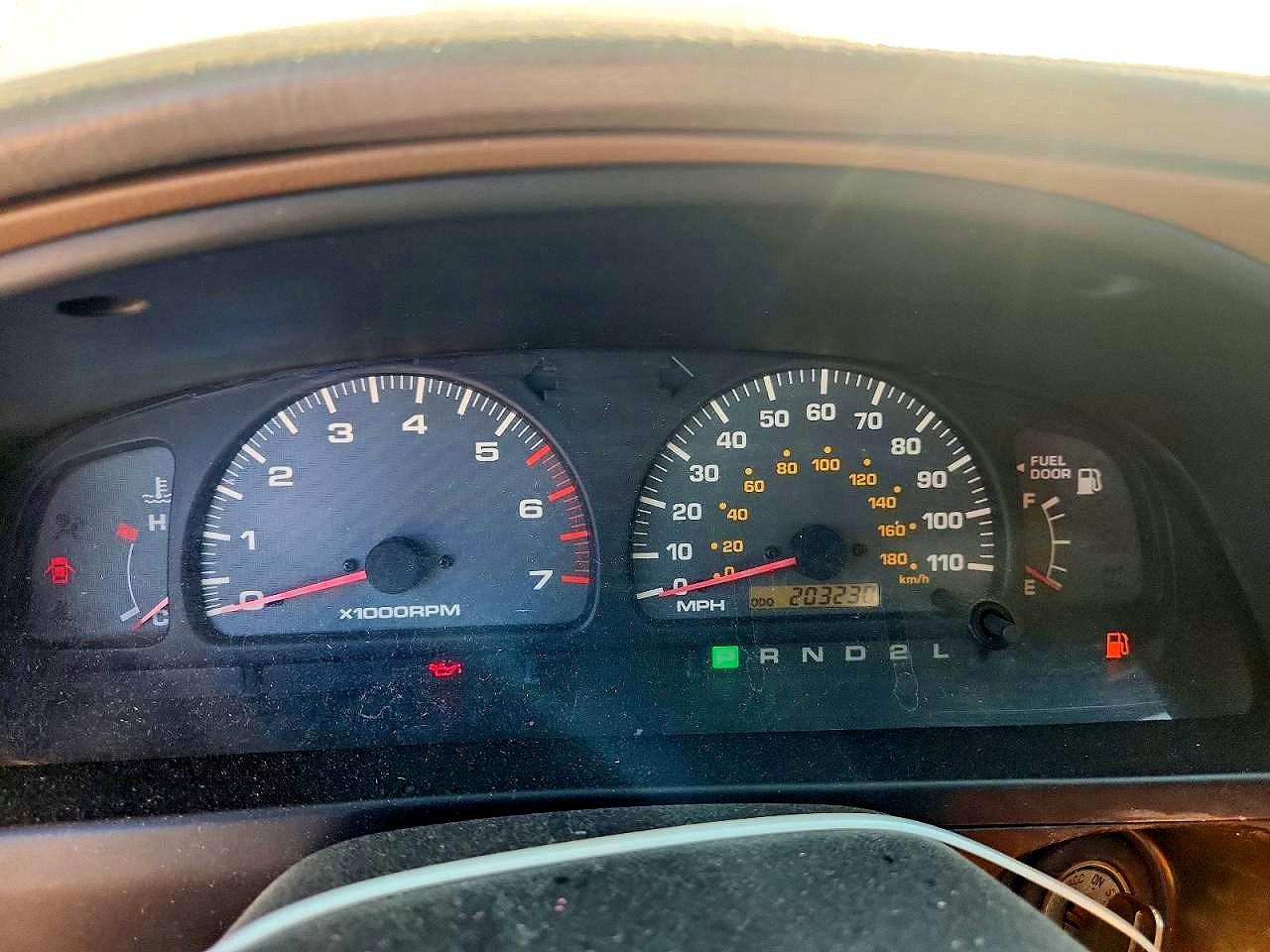2000 Toyota 4runner Sr5 White vin: JT3GN86R3Y0160555