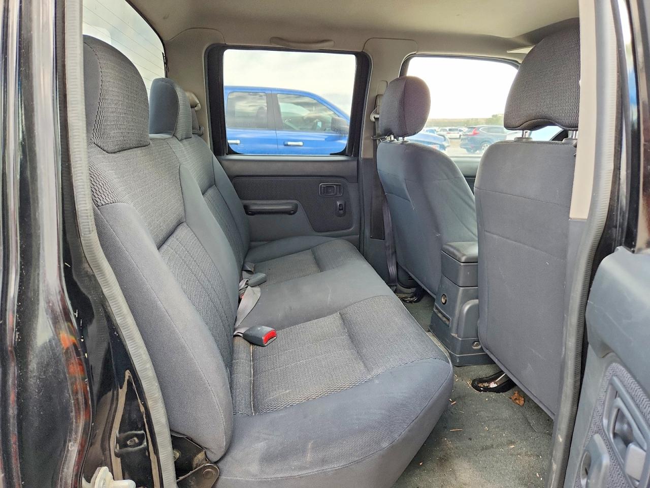 2002 Nissan Frontier Xe-v6 Black vin: 1N6ED29X42C366855