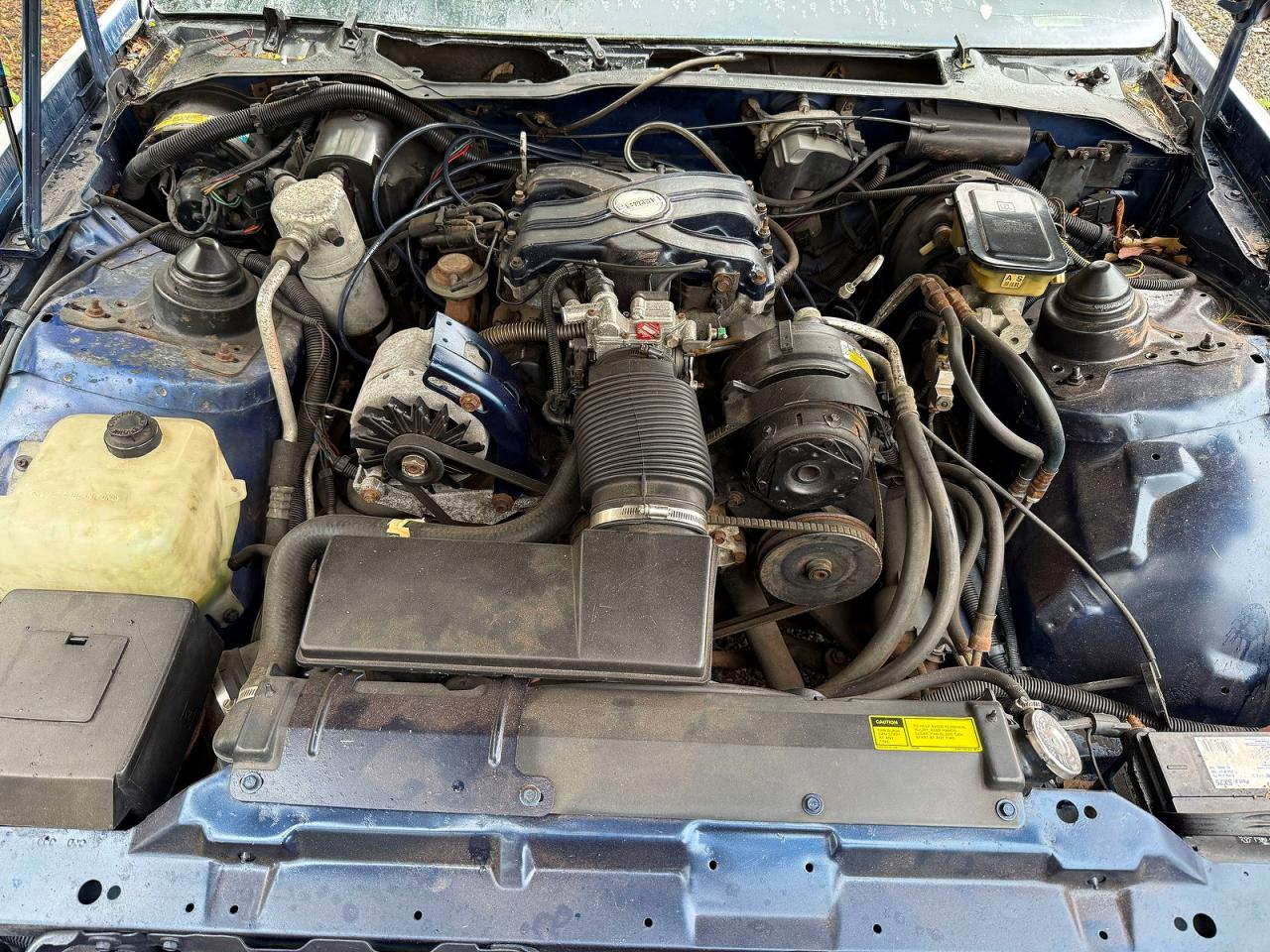 1986 Pontiac Firebird Blue vin: 1G2FS87S7GN240478