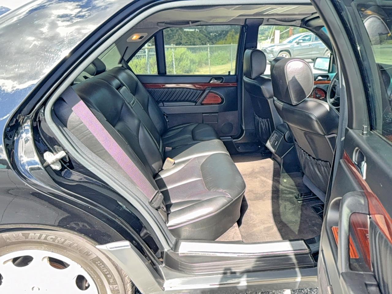1994 Mercedes-benz S 420 Черный vin: WDBGA43E5RA168104