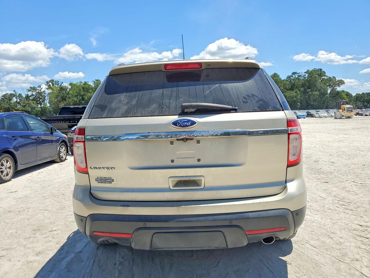 2011 Ford Explorer Limited Gold vin: 1FMHK7F87BGA45252