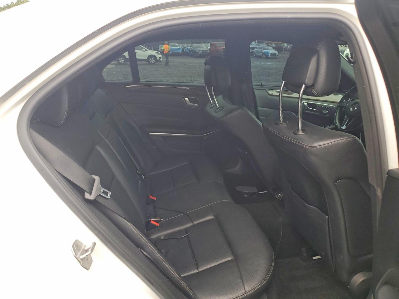 2014 Mercedes-benz E 350 4matic White vin: WDDHF8JB9EA854492