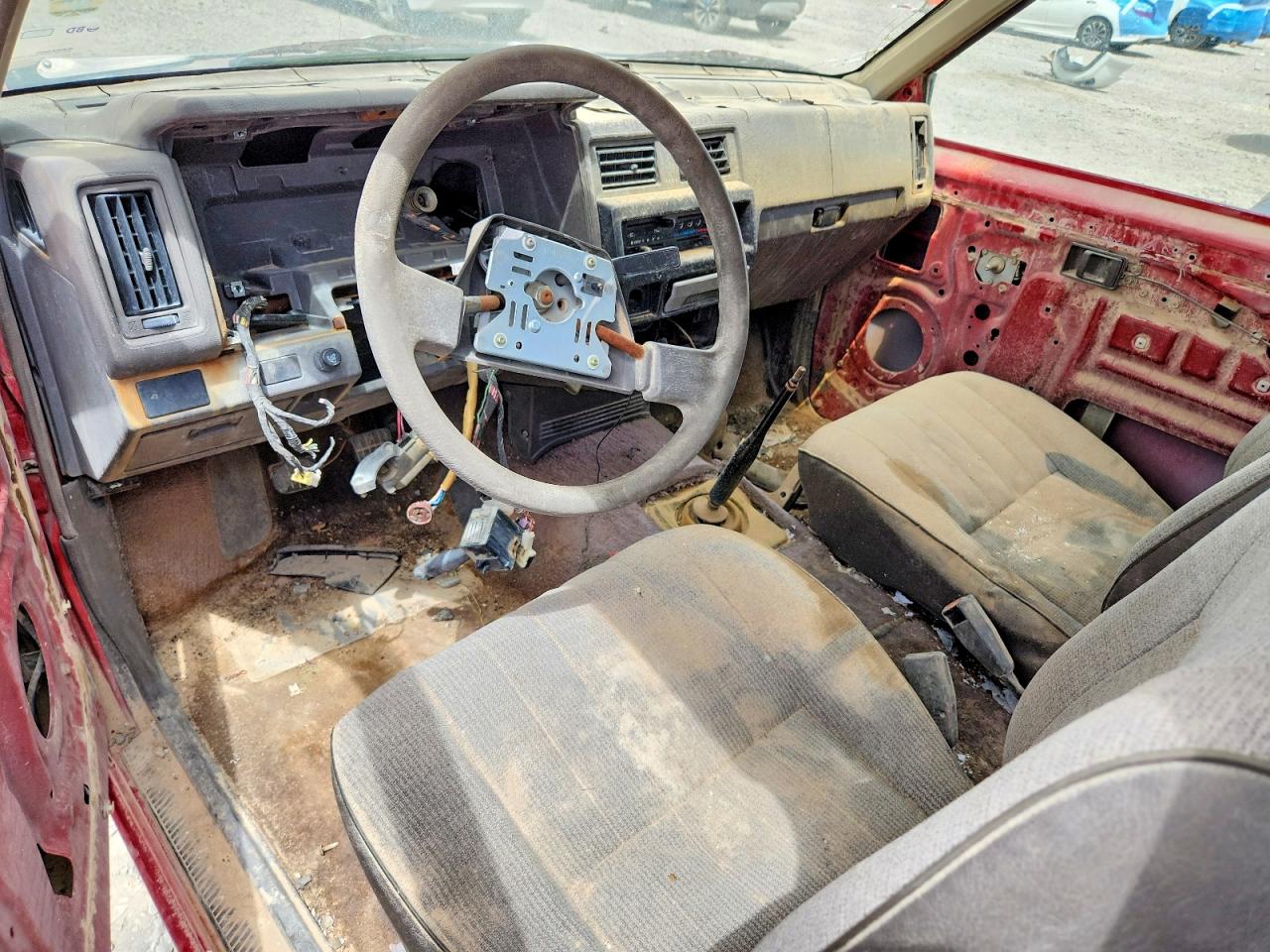 1987 Nissan D21 King Cab Red vin: 1N6ND16S1HC386265