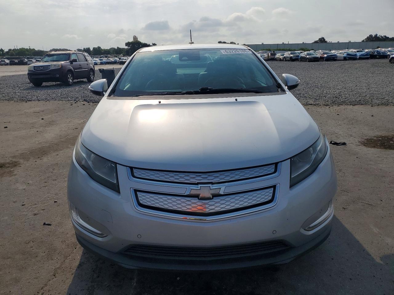 2015 Chevrolet Volt Silver vin: 1G1RB6E41FU105057