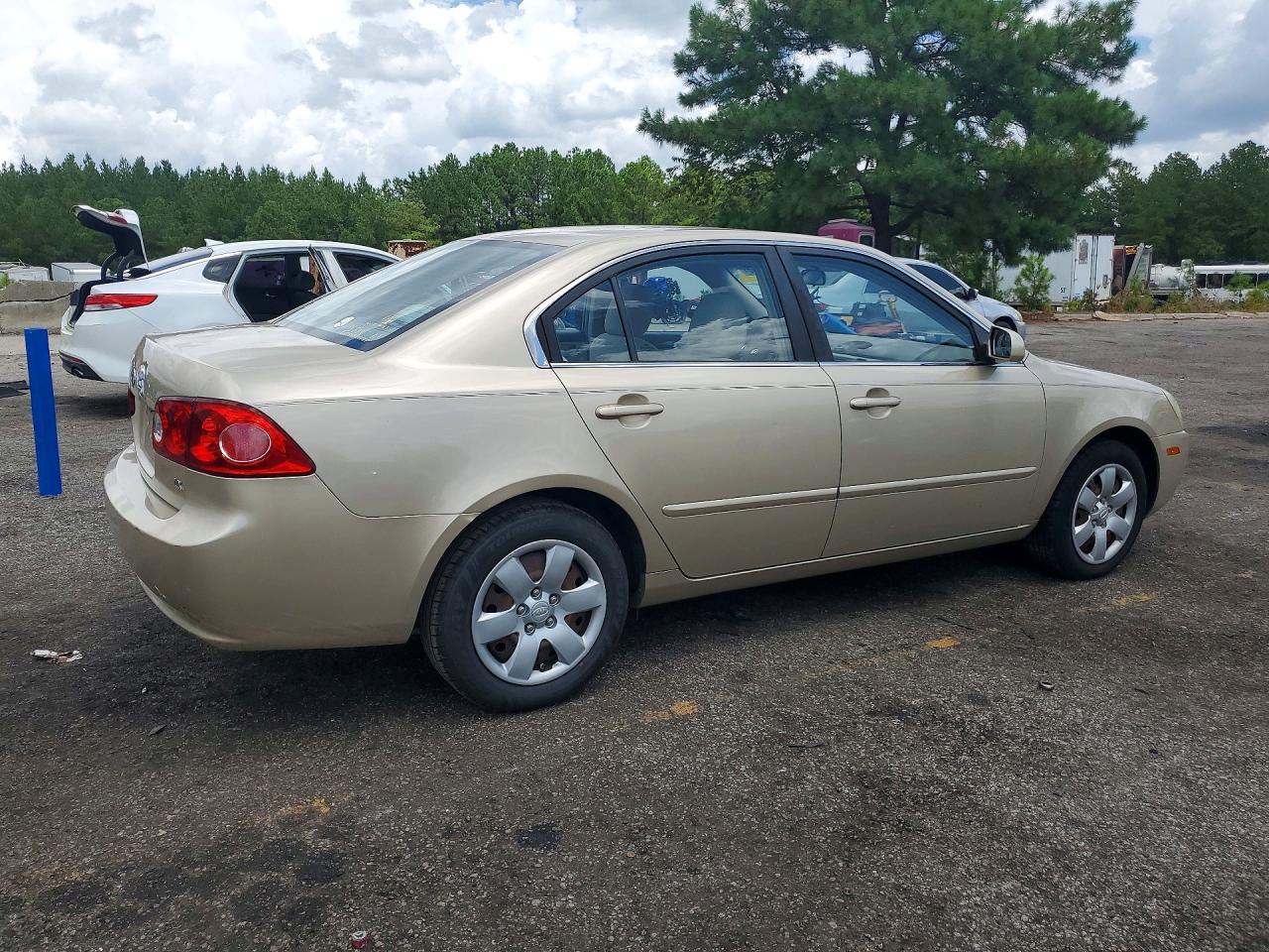 2008 Kia Optima Lx Beige vin: KNAGE123885244942