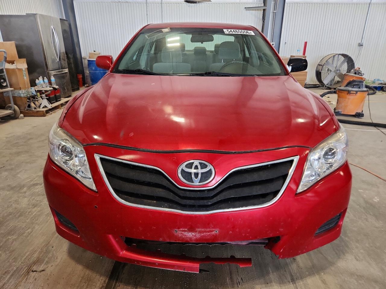 2010 Toyota Camry Le Maroon vin: 4T4BF3EK1AR042305