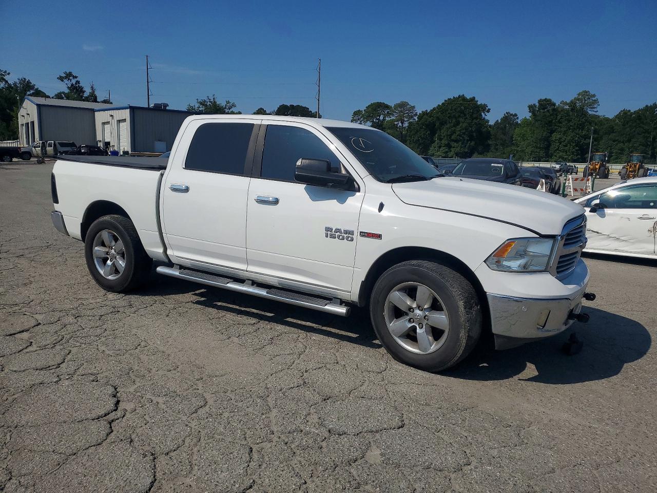 2015 Ram 1500 Slt White vin: 1C6RR7LM7FS728441