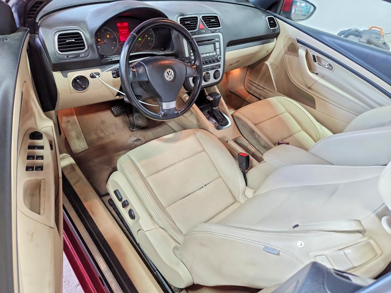 2009 Volkswagen Eos Turbo Red vin: WVWBA71F49V015098