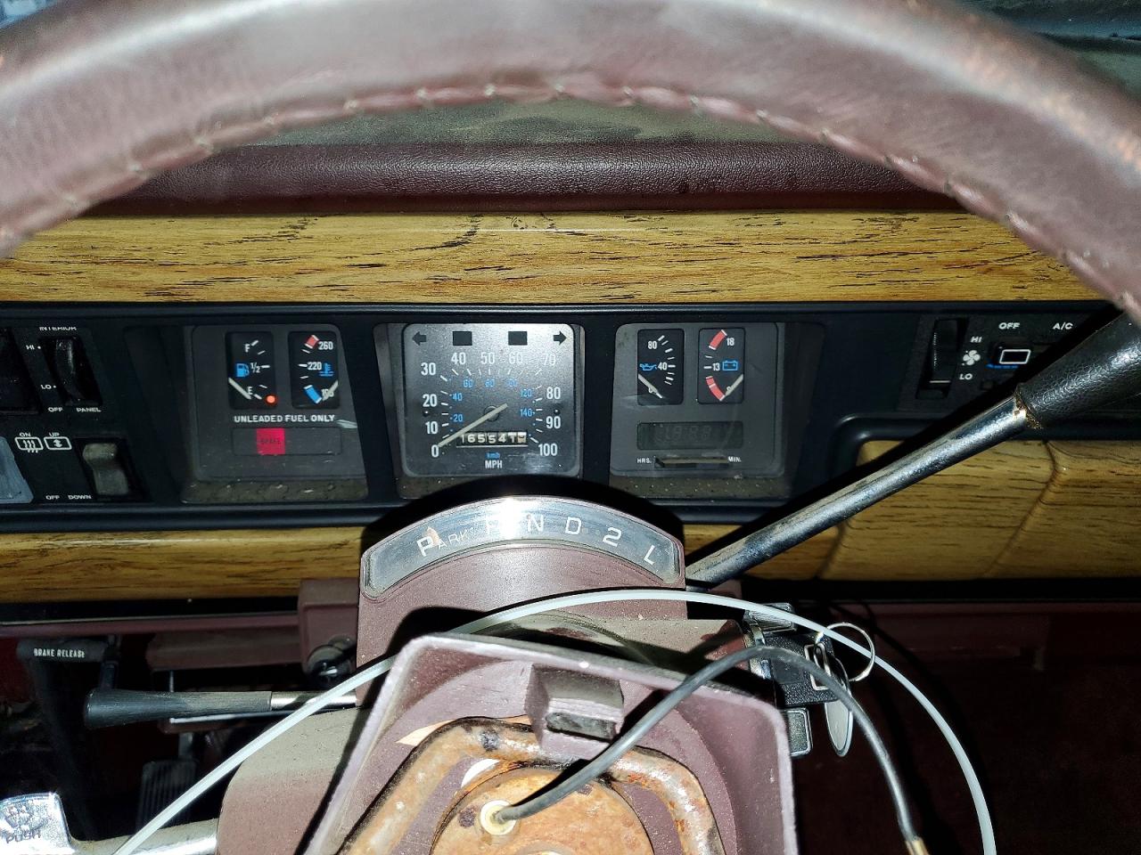 1988 Jeep Grand Wagoneer Brown vin: 1JCNJ15U1JT058363