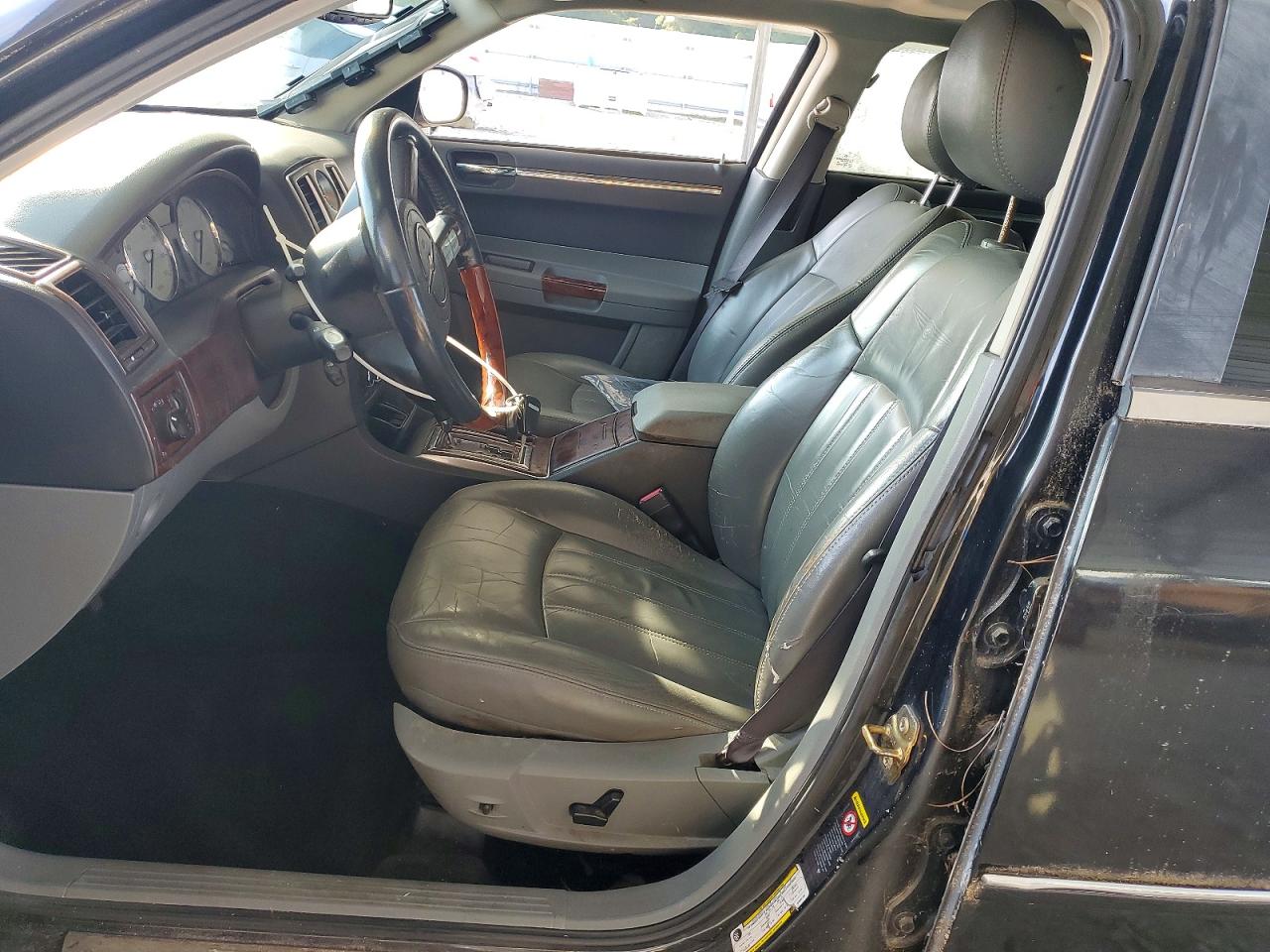 2005 Chrysler 300c Black vin: 2C3AA63H25H694185