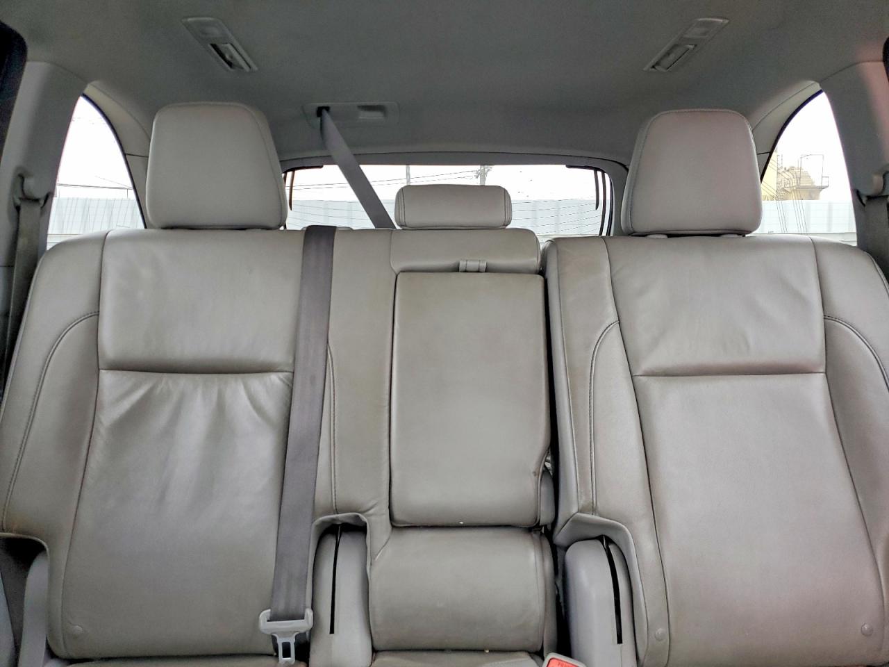 2014 Toyota Highlander Xle White vin: 5TDKKRFH6ES027308