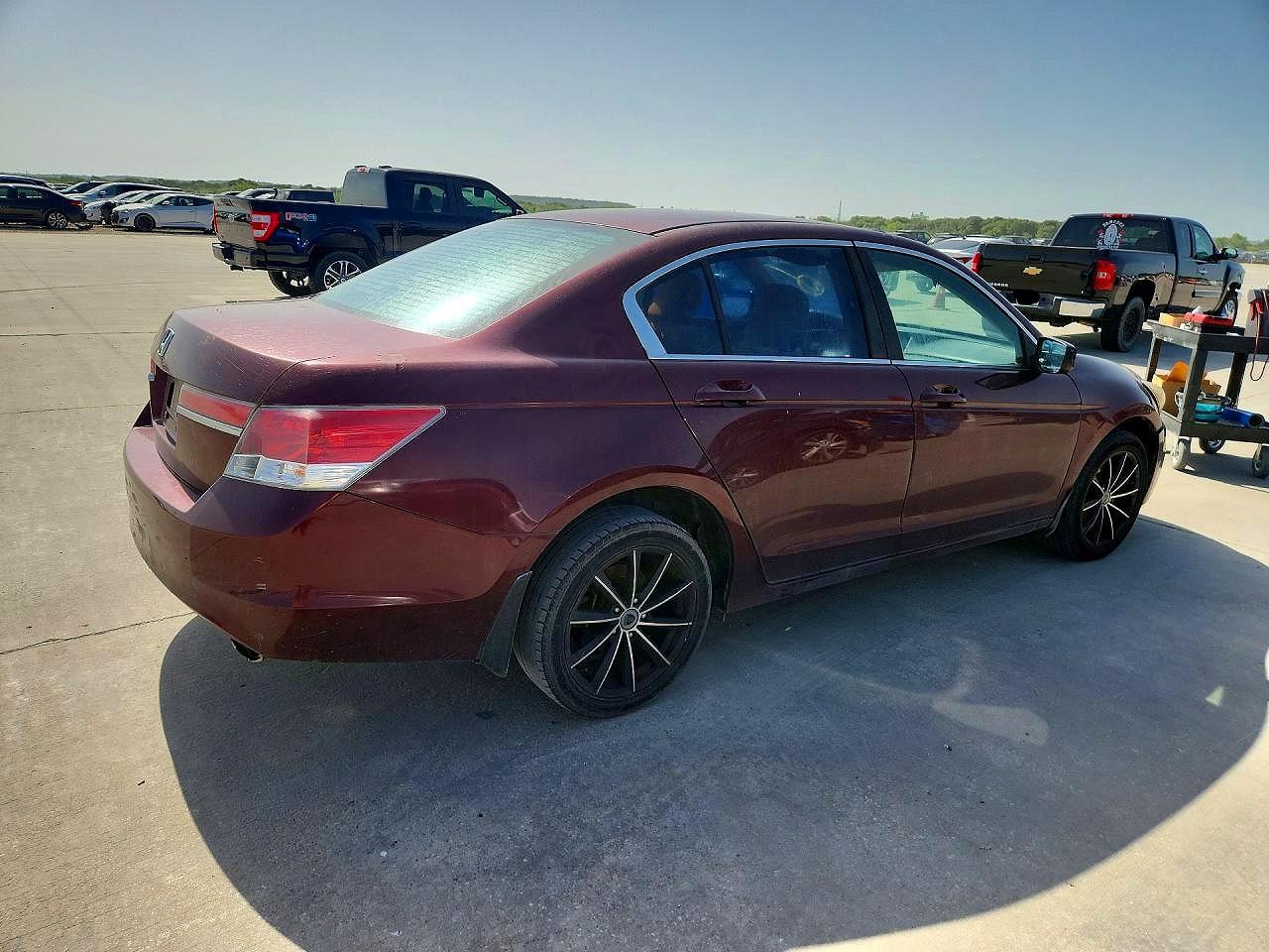 2012 Honda Accord Lxp Burgundy vin: 1HGCP2F47CA042521