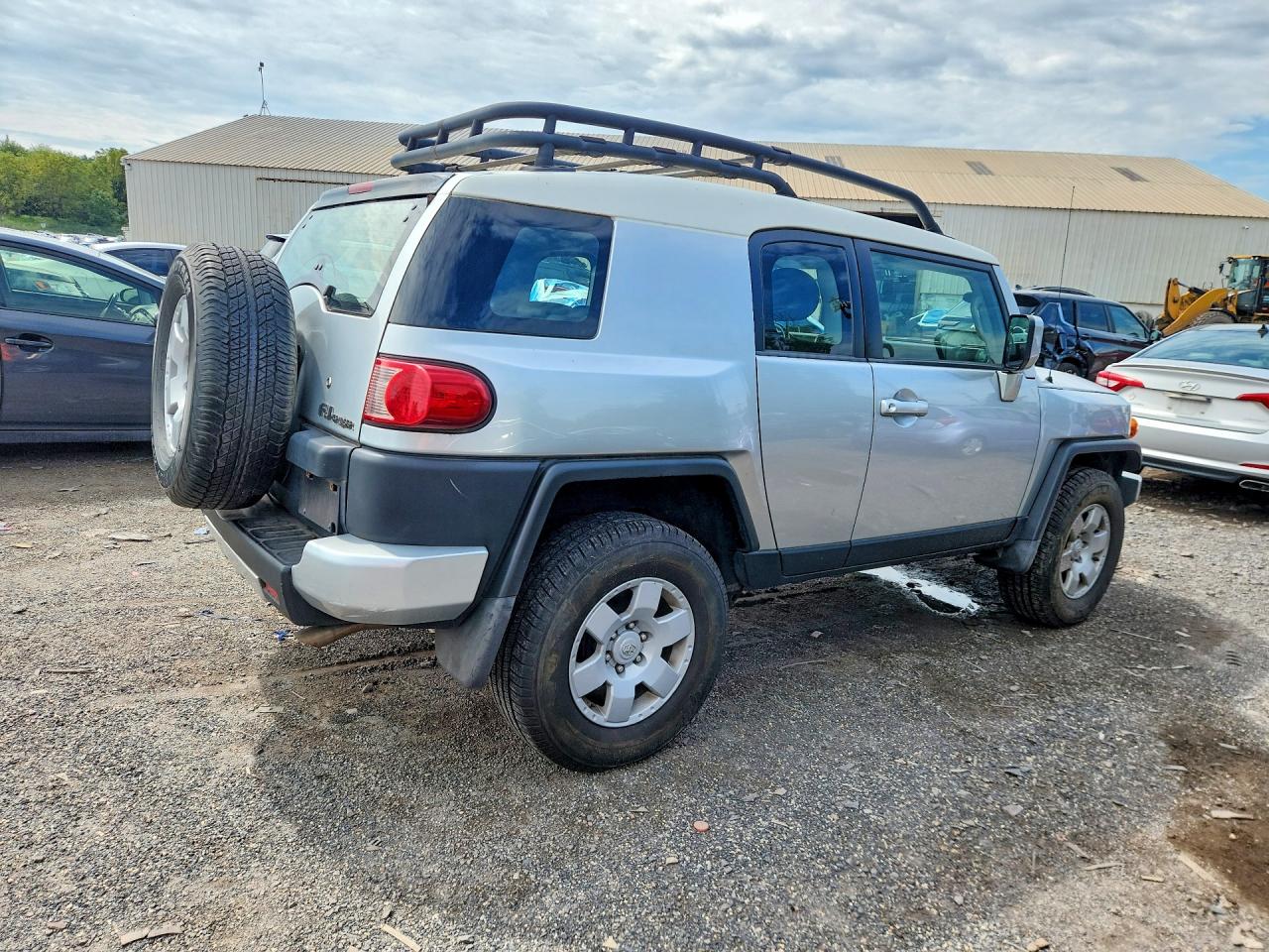 2008 Toyota Fj Cruiser Base Silver vin: JTEBU11F68K011229