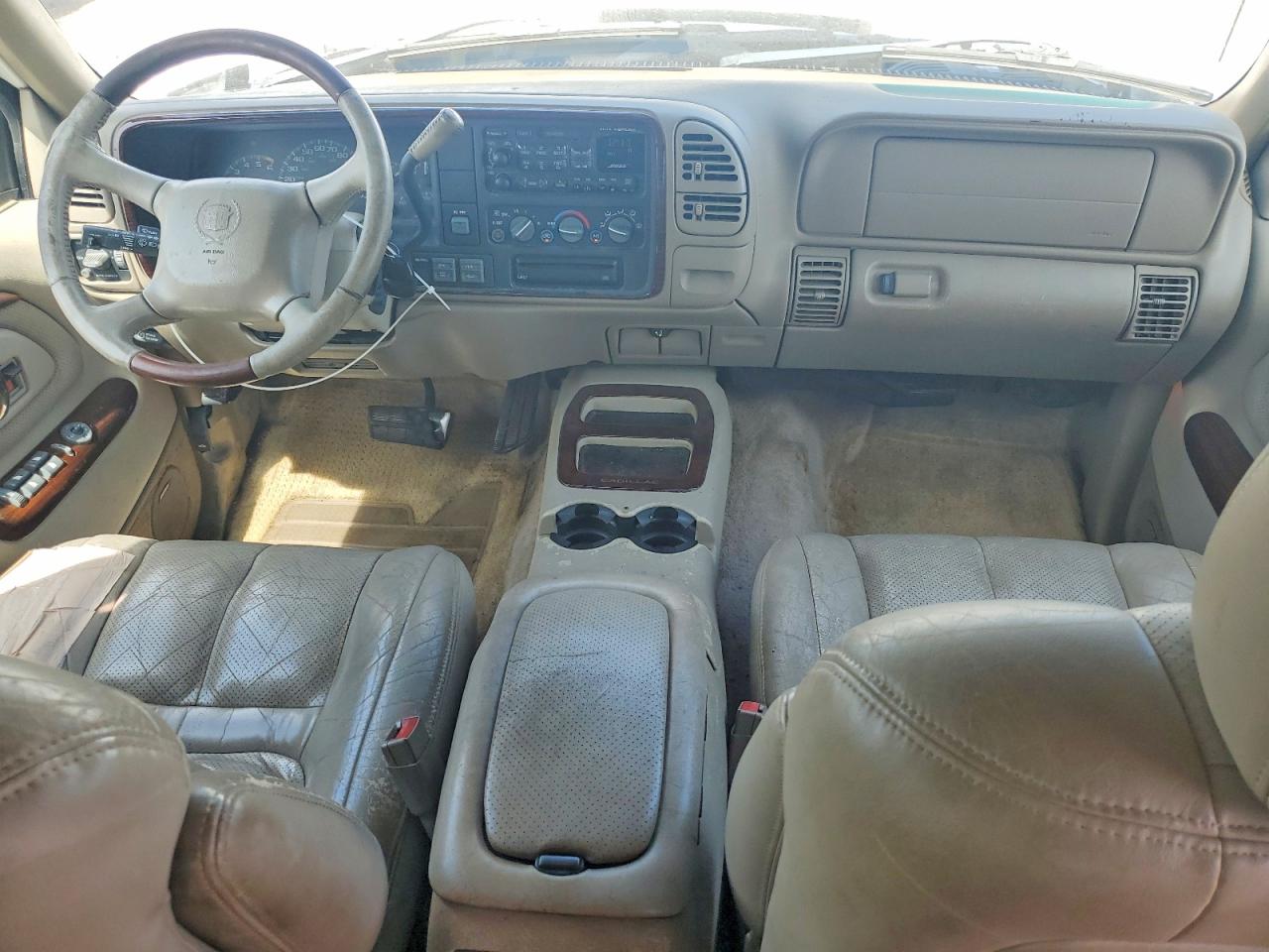 2000 Cadillac Escalade Luxury Белый vin: 1GYEK63R0YR230359