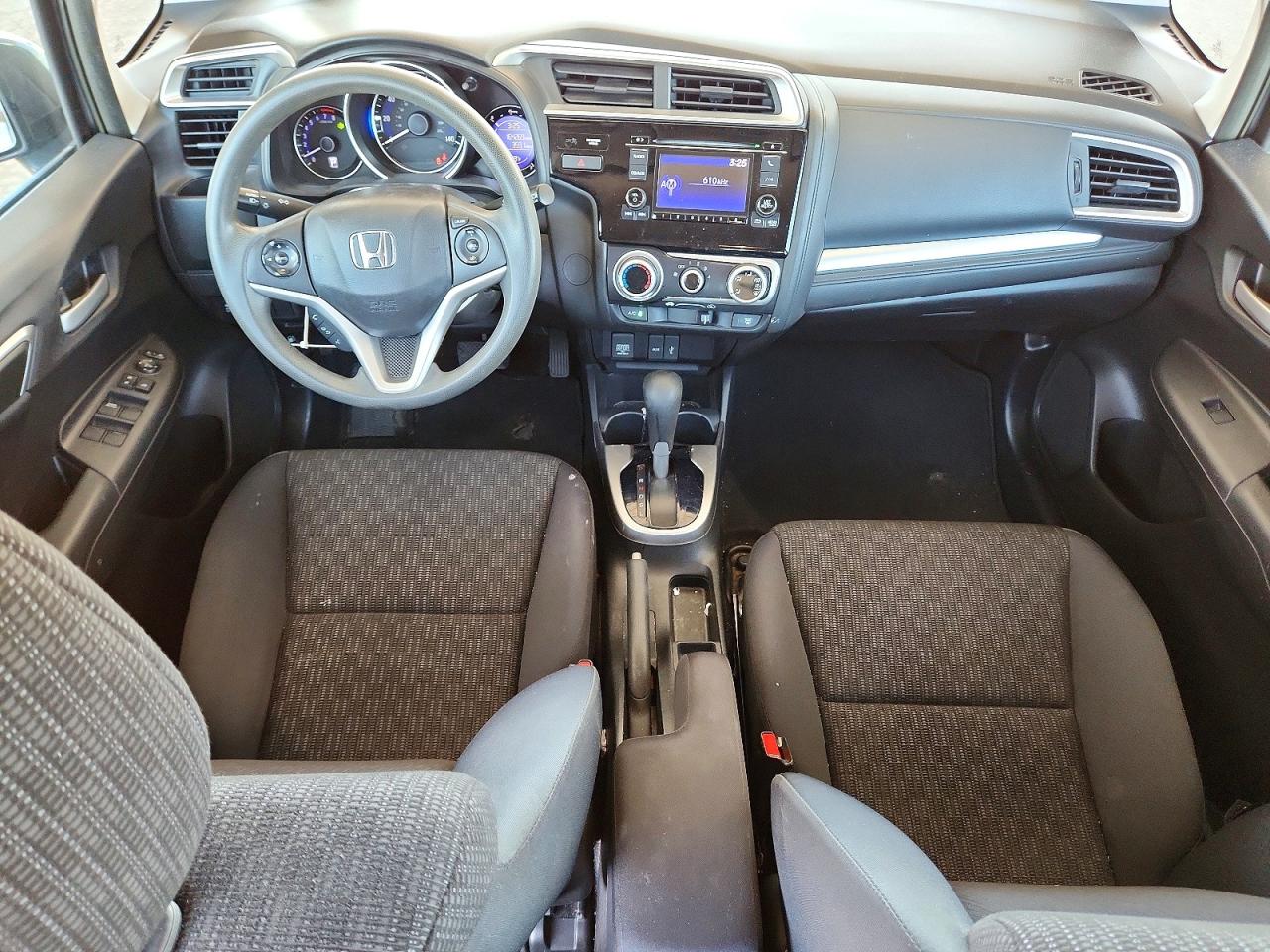 2015 Honda Fit Lx Gray vin: 3HGGK5H53FM716081