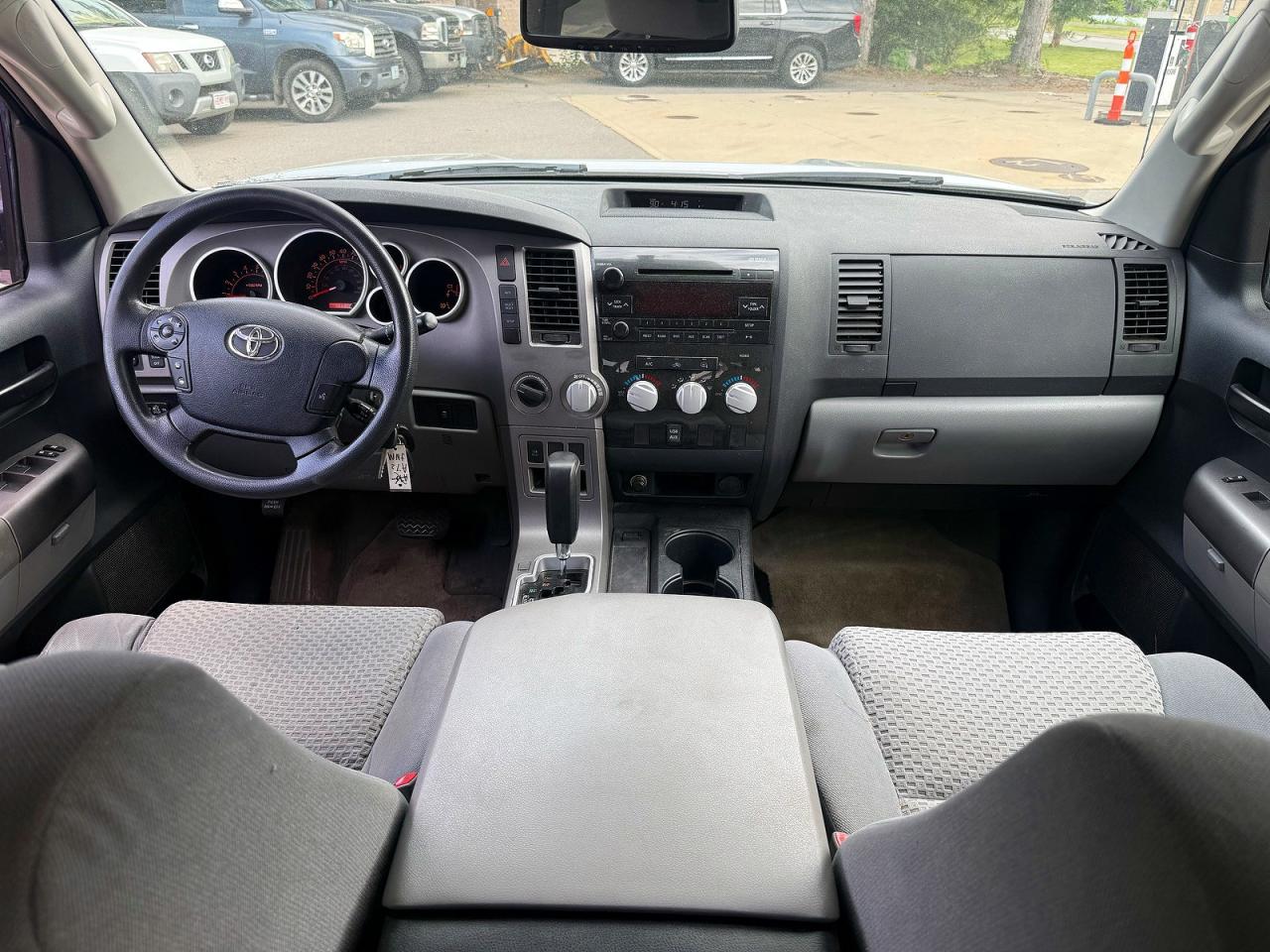 2010 Toyota Tundra Double Cab Sr5 Silver vin: 5TFUY5F16AX134429