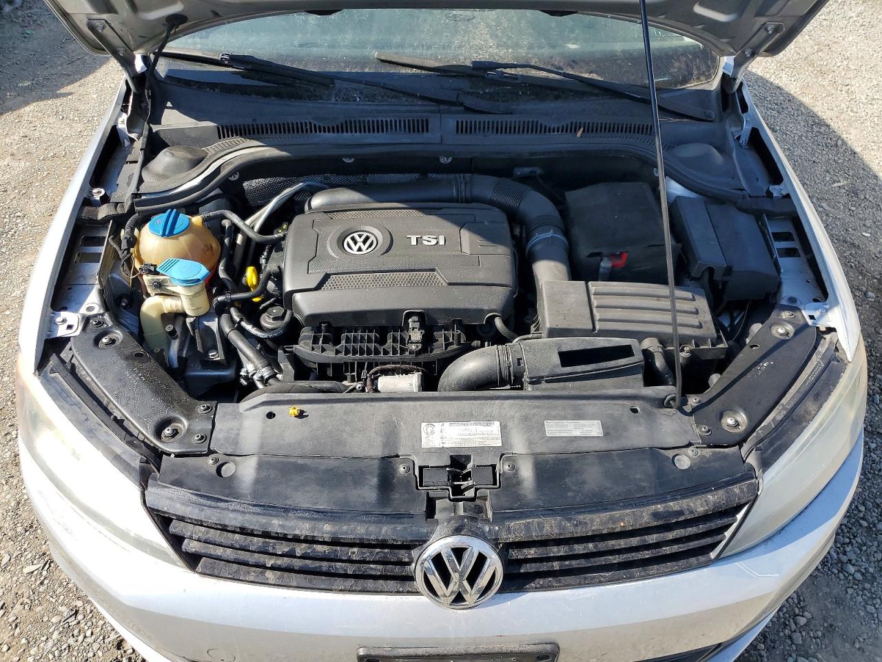 2014 Volkswagen Jetta Se Silver vin: 3VWD17AJ5EM402886