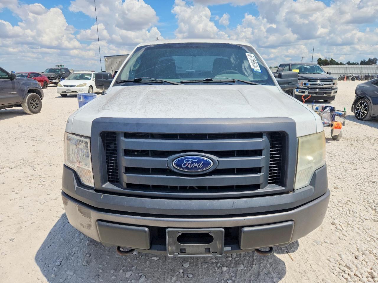 2010 Ford F150 Super Cab Белый vin: 1FTEX1E82AKC11471