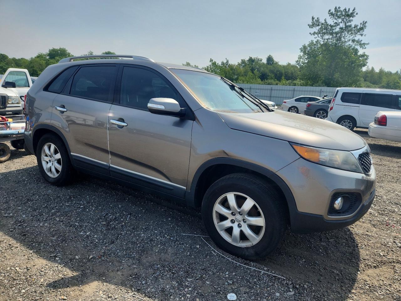 2013 Kia Sorento Lx Gray vin: 5XYKT3A6XDG416772