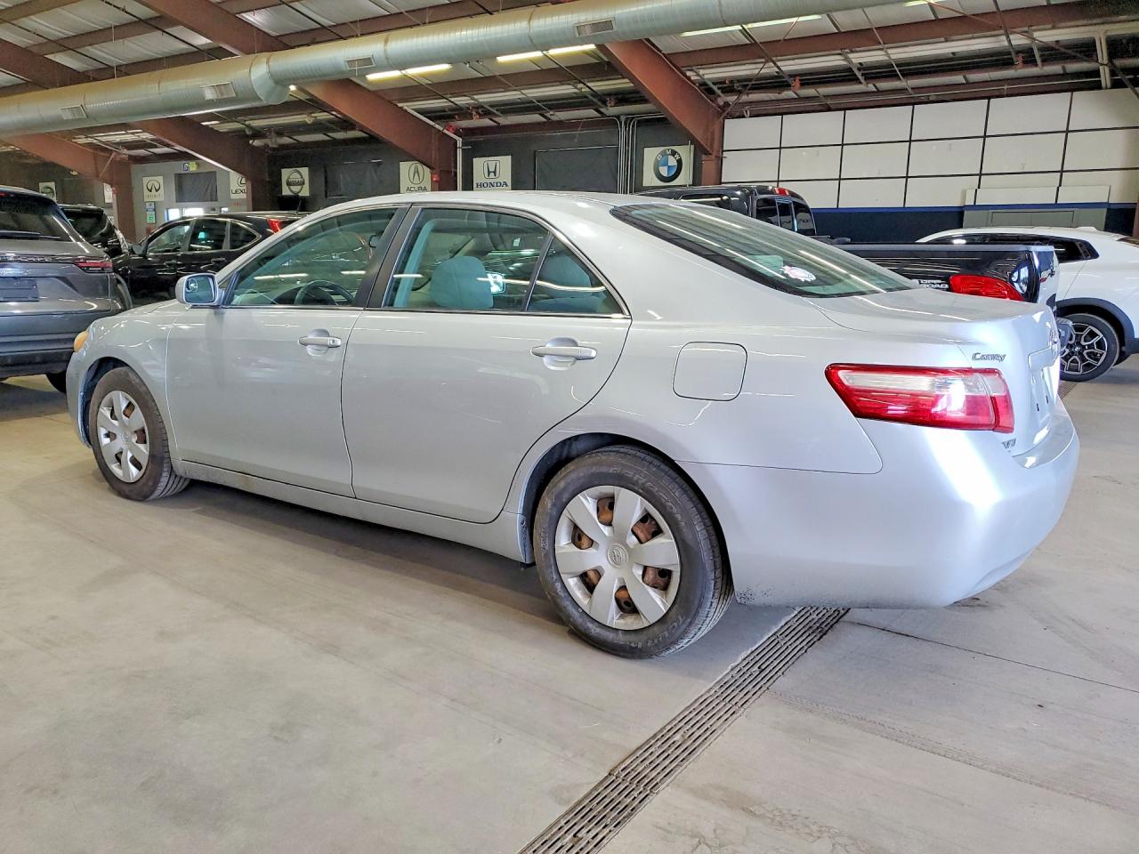 2007 Toyota Camry Le Silver vin: 4T1BE46KX7U089116