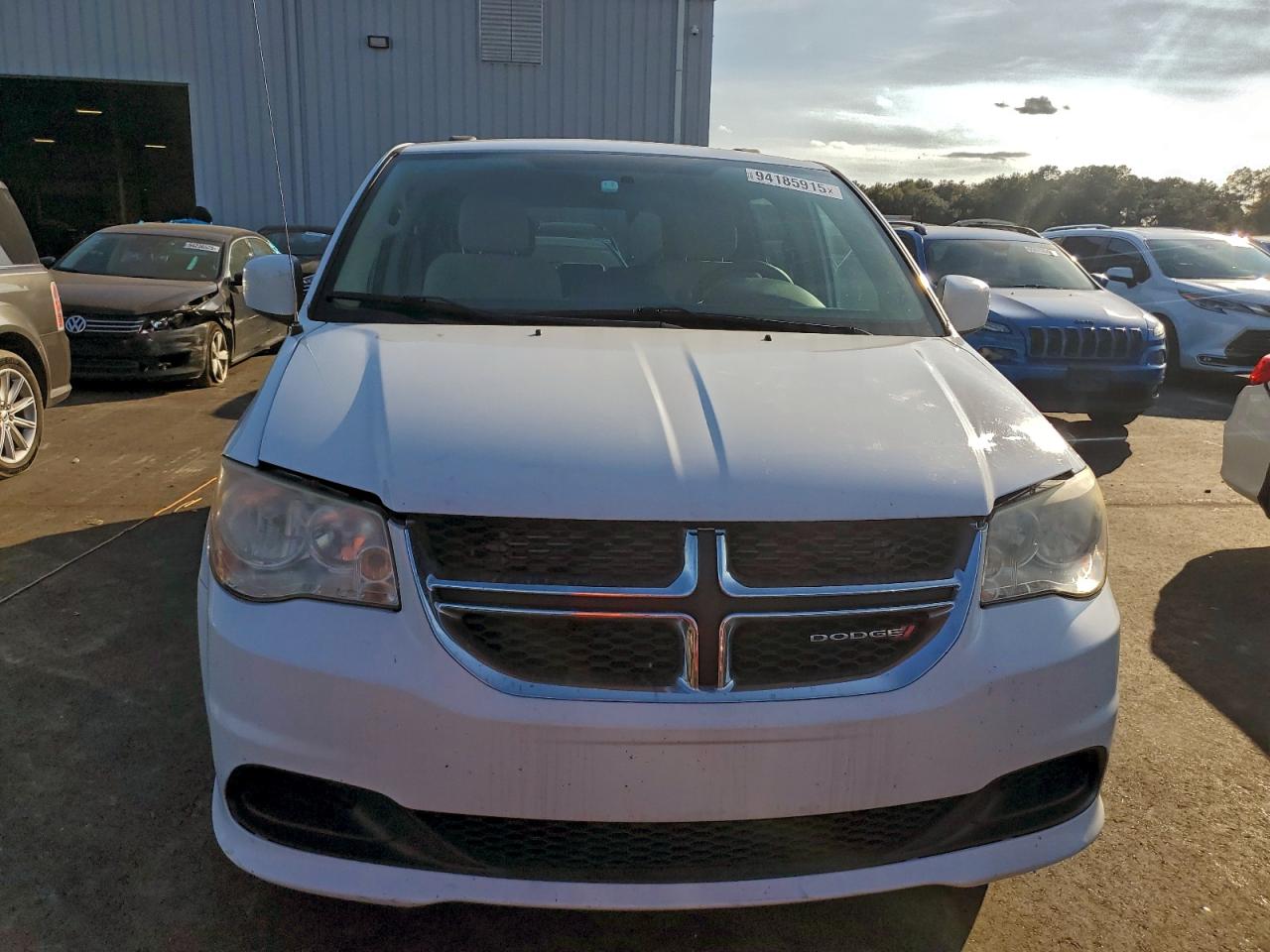 2014 Dodge Grand Caravan Sxt White vin: 2C4RDGCG0ER173768