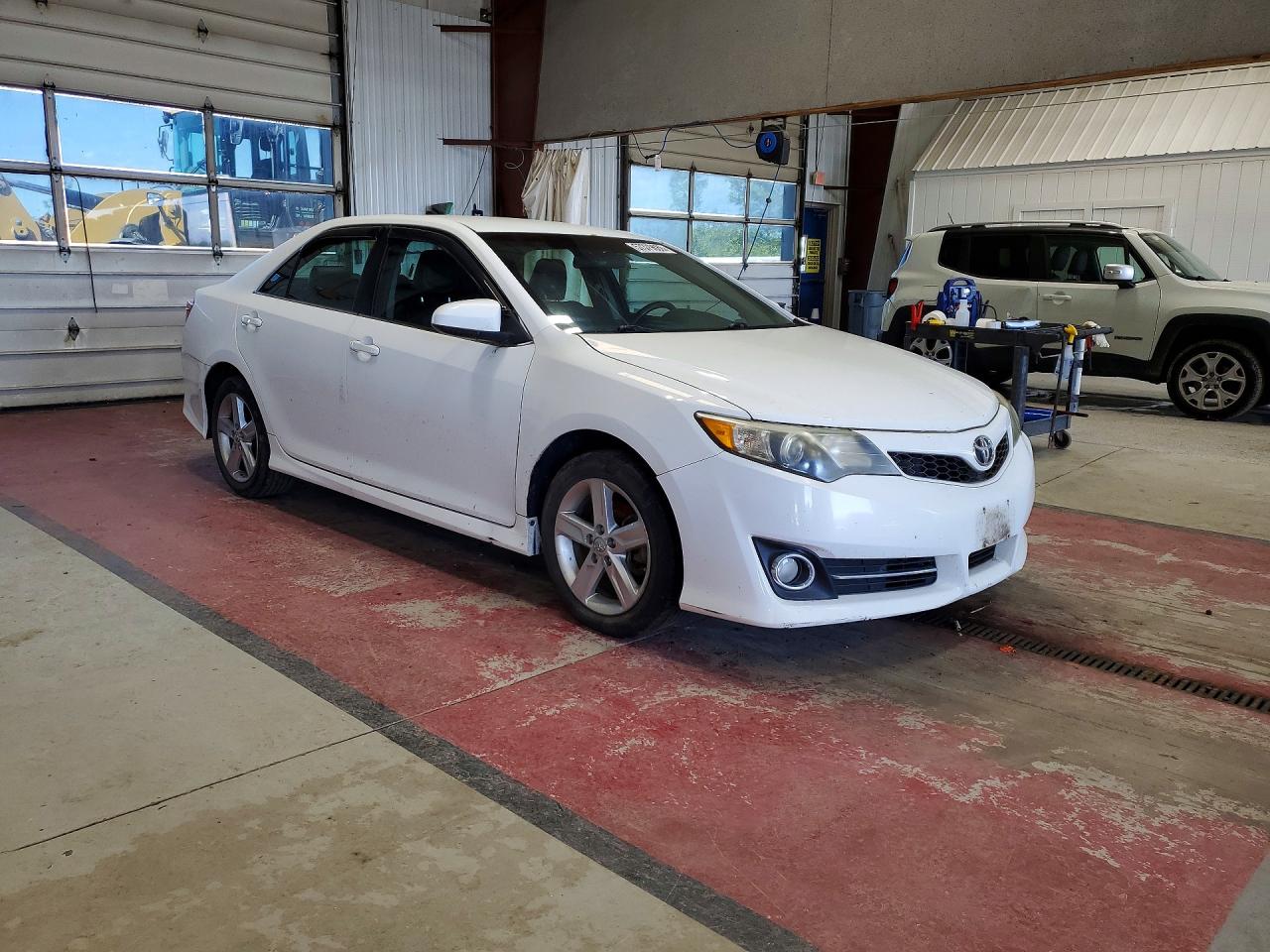 2013 Toyota Camry Se White vin: 4T1BF1FK7DU717303
