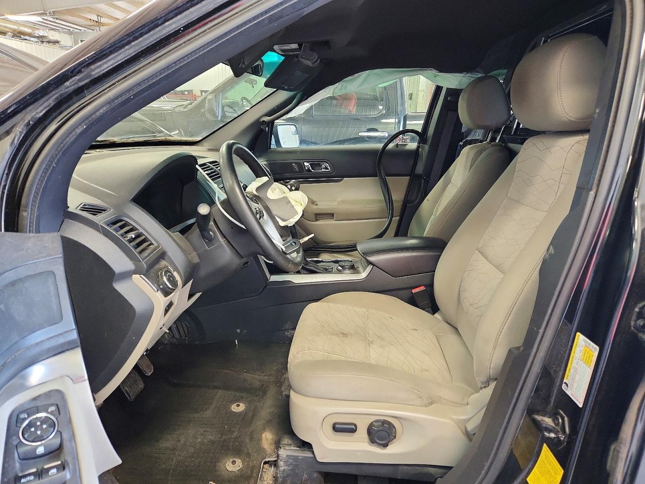 2015 Ford Explorer Черный vin: 1FM5K8B87FGA71693